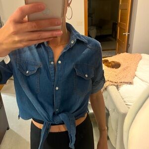 Jean tied crop top shirt